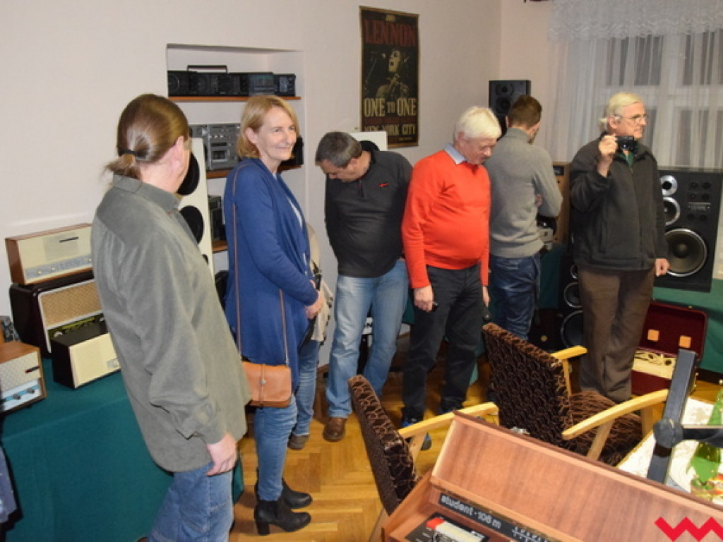 Oficjalne otwarcie Muzycznego Poddasza w Pałacu Reymonta w Kołaczkowie. Stała ekspozycja poświęcona Tonsilowi i Unitrze