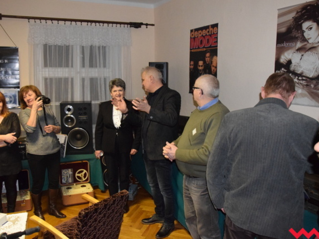 Oficjalne otwarcie Muzycznego Poddasza w Pałacu Reymonta w Kołaczkowie. Stała ekspozycja poświęcona Tonsilowi i Unitrze