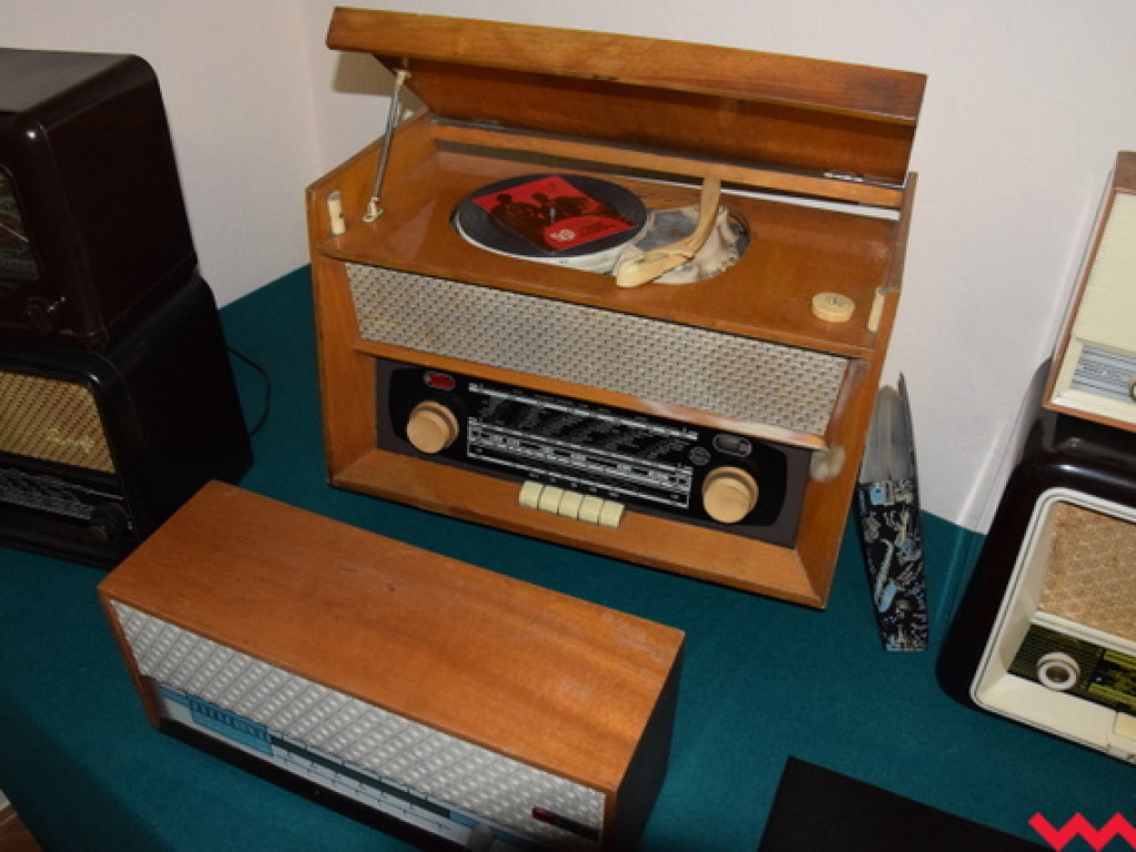 Oficjalne otwarcie Muzycznego Poddasza w Pałacu Reymonta w Kołaczkowie. Stała ekspozycja poświęcona Tonsilowi i Unitrze