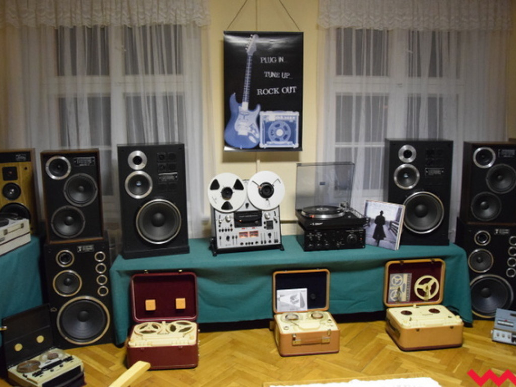 Oficjalne otwarcie Muzycznego Poddasza w Pałacu Reymonta w Kołaczkowie. Stała ekspozycja poświęcona Tonsilowi i Unitrze