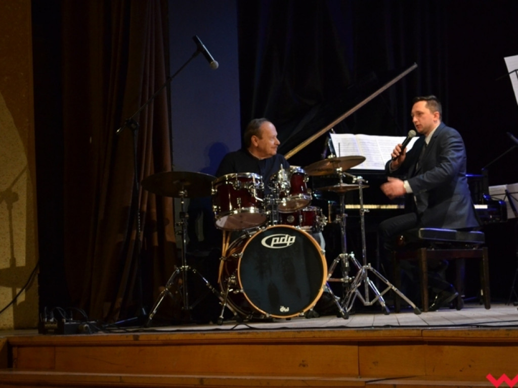 Lutnia w świątecznych klimatach