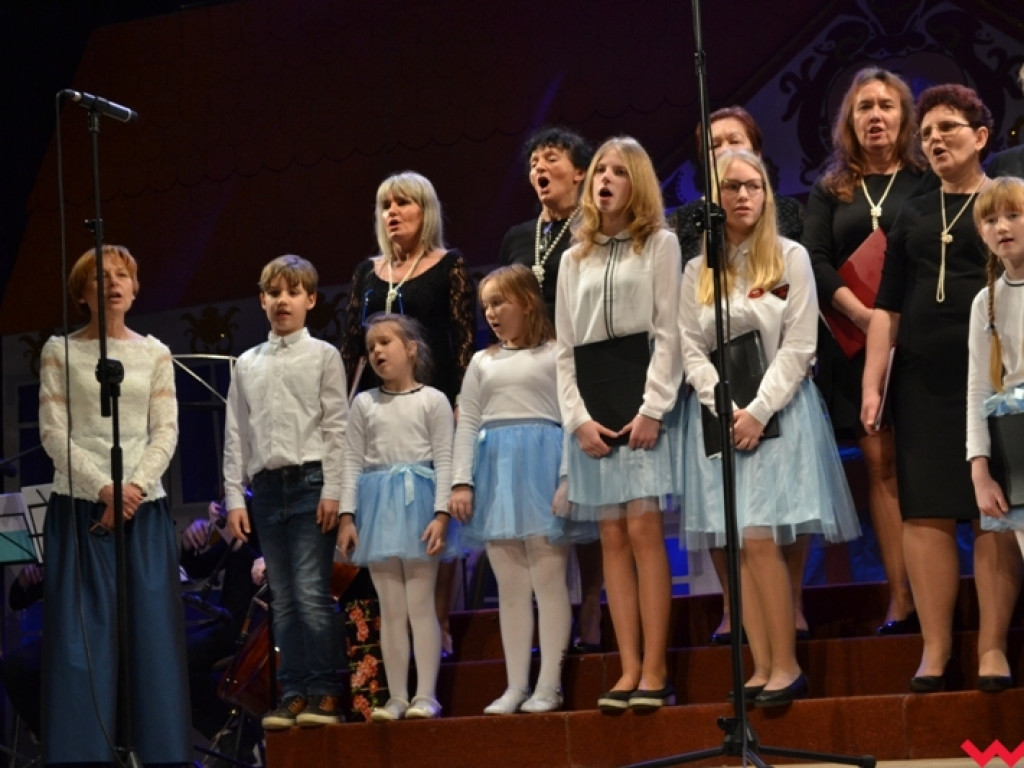 Lutnia w świątecznych klimatach