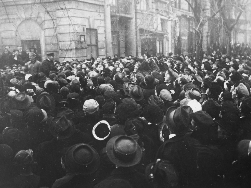 „Nieskończenie Niepodległa”. Akcja Ośrodka Karta i „Wiadomości Wrzesińskich” (cz. 2 i 3)