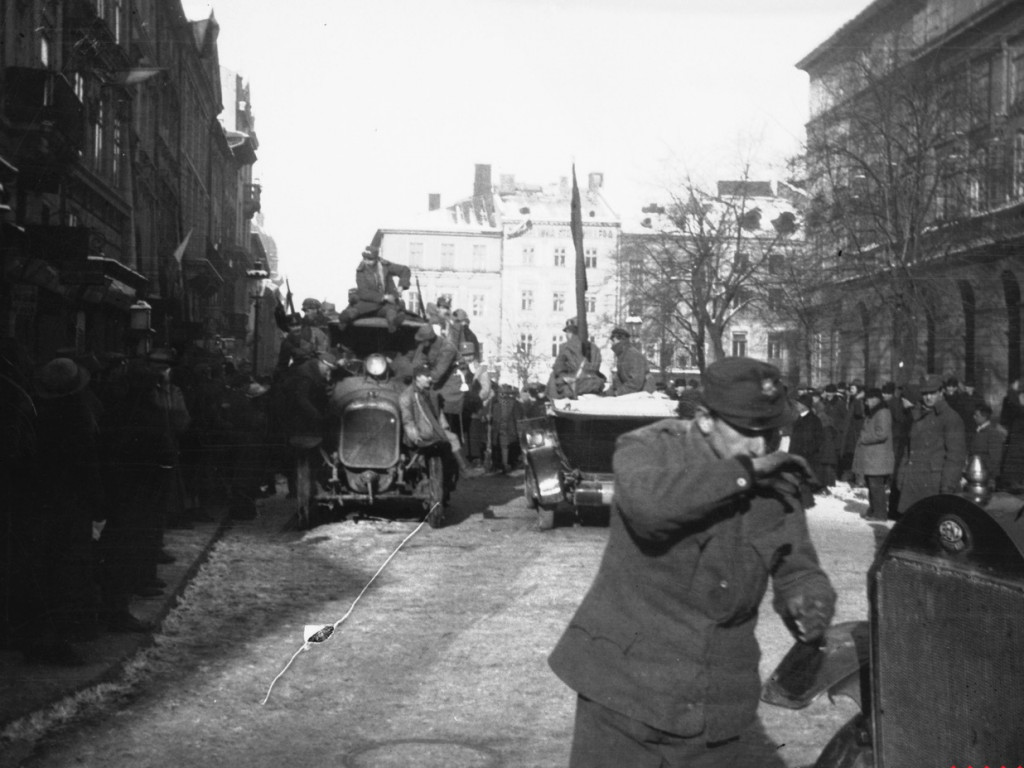 „Nieskończenie Niepodległa”. Akcja Ośrodka Karta i „Wiadomości Wrzesińskich” (cz. 2 i 3)