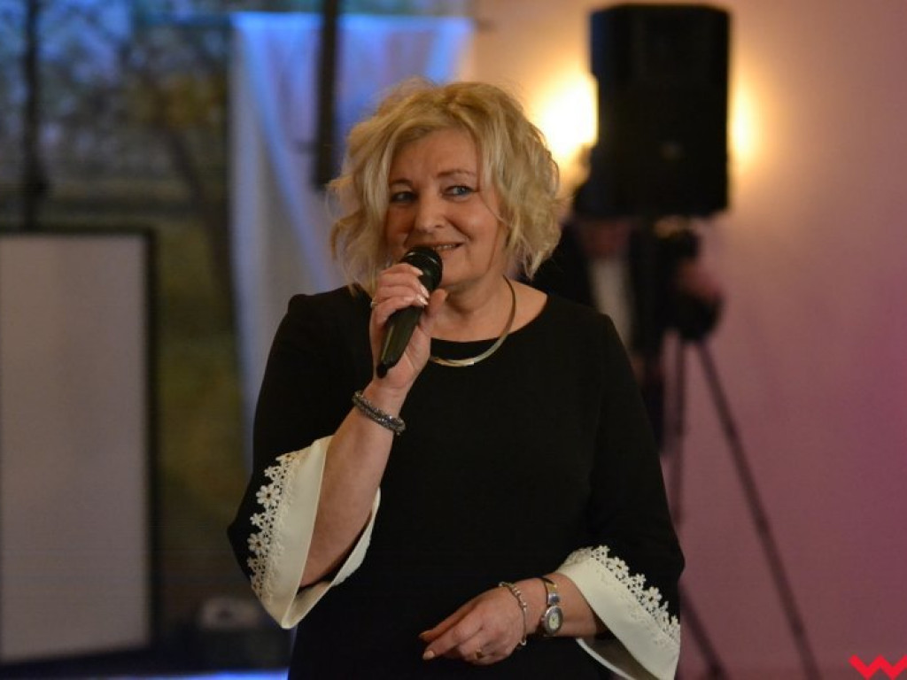 Polonez, toast do dna i niech żyje bal! Tak się bawi  „Sienkiewicz”