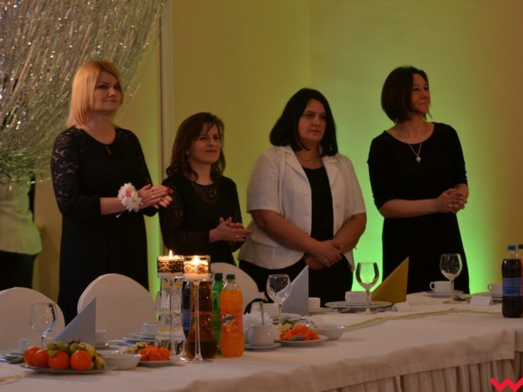 Polonez, toast do dna i niech żyje bal! Tak się bawi  „Sienkiewicz”