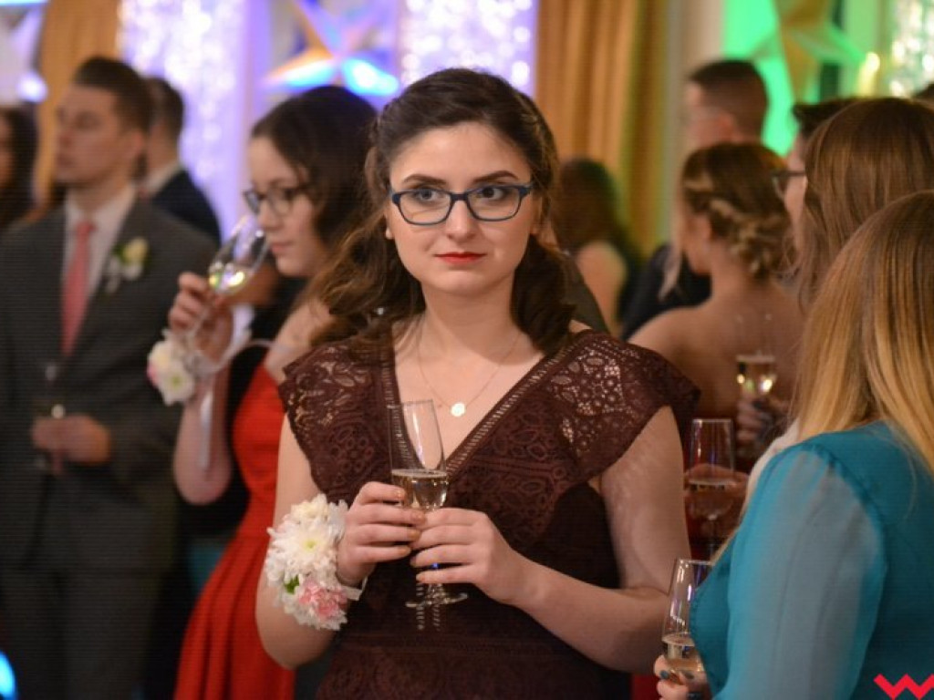 Polonez, toast do dna i niech żyje bal! Tak się bawi  „Sienkiewicz”