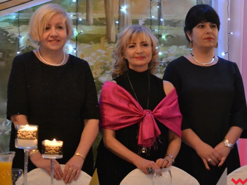 Polonez, toast do dna i niech żyje bal! Tak się bawi  „Sienkiewicz”