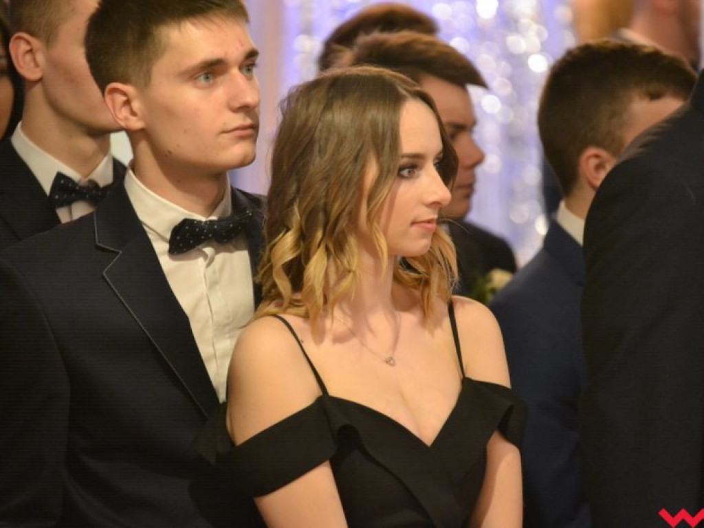 Polonez, toast do dna i niech żyje bal! Tak się bawi  „Sienkiewicz”