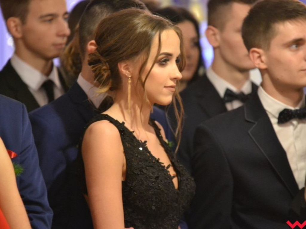 Polonez, toast do dna i niech żyje bal! Tak się bawi  „Sienkiewicz”