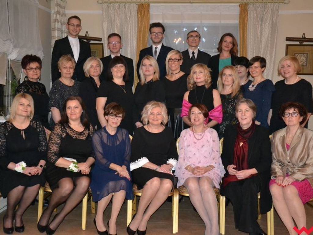 Polonez, toast do dna i niech żyje bal! Tak się bawi  „Sienkiewicz”