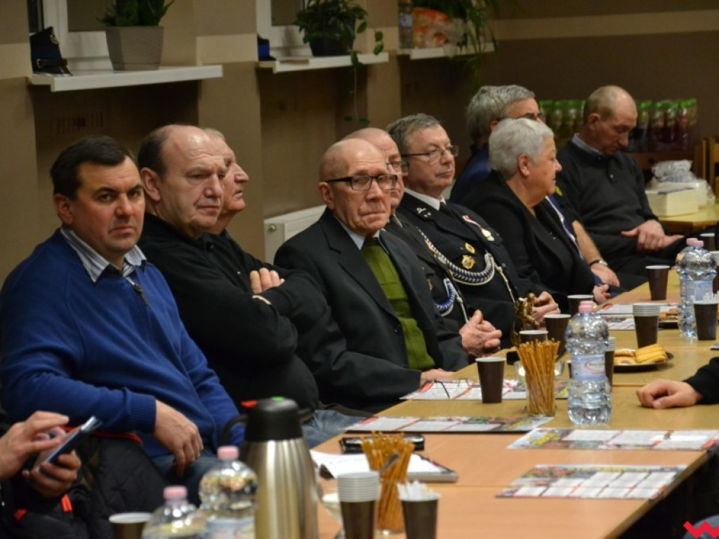 Grad odznaczeń u strażaków w Miłosławiu. Niektórzy z jednostką są już związani od pół wieku!