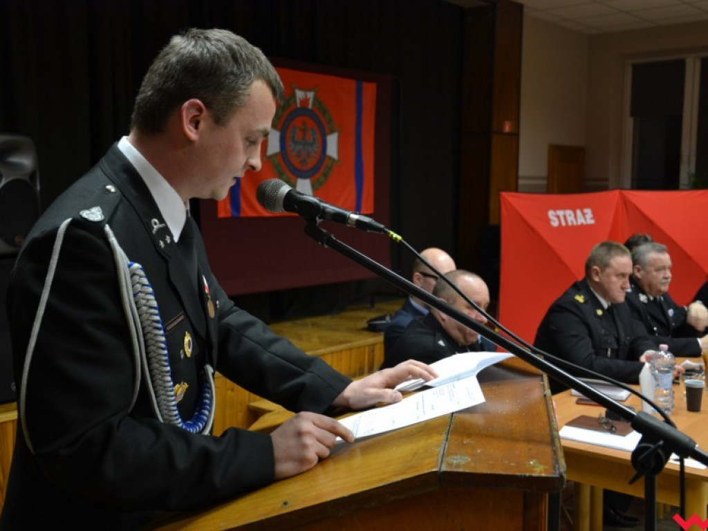 Grad odznaczeń u strażaków w Miłosławiu. Niektórzy z jednostką są już związani od pół wieku!