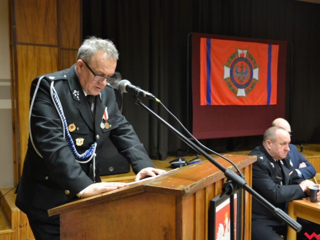 Grad odznaczeń u strażaków w Miłosławiu. Niektórzy z jednostką są już związani od pół wieku!