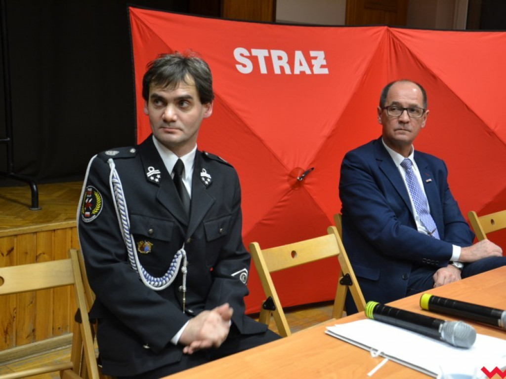 Grad odznaczeń u strażaków w Miłosławiu. Niektórzy z jednostką są już związani od pół wieku!