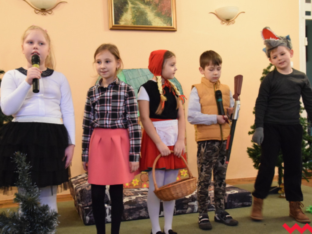 Dzień Babci i Dziadka w Zespole Szkolno-Przedszkolnym w Kołaczkowie