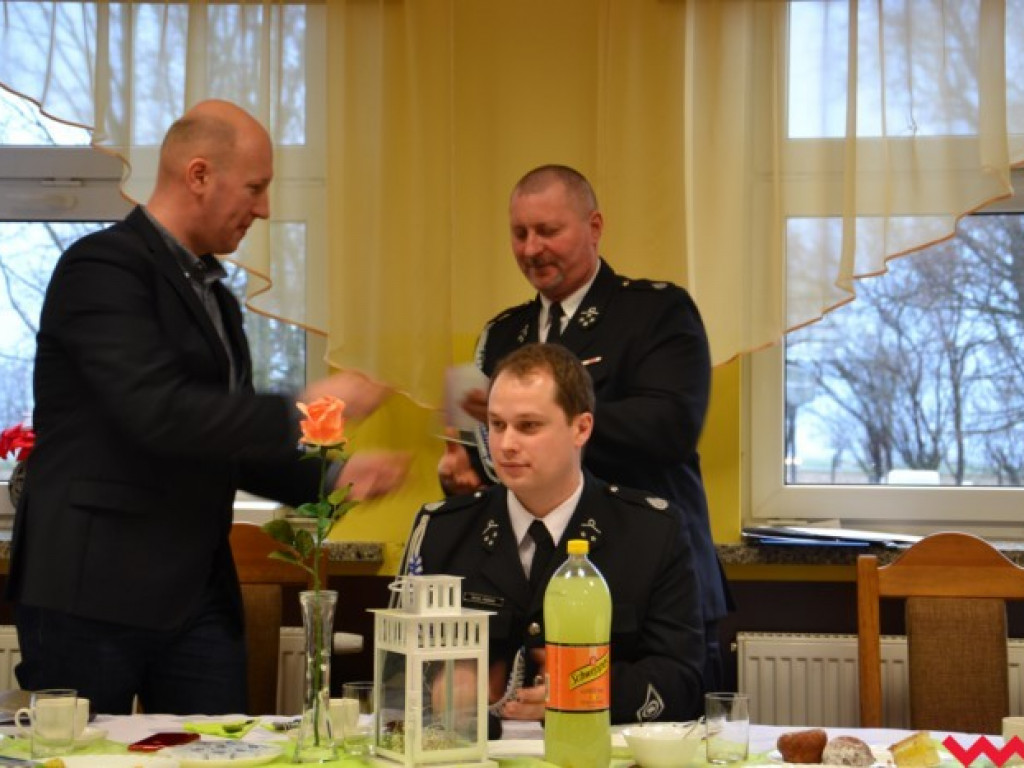 Ochotnicy z Białego Piątkowa pozyskiwali pieniądze i kupowali sprzęt