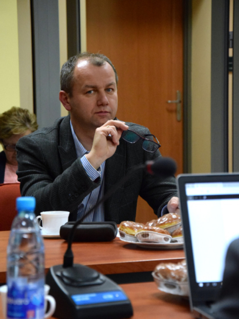 Tłusty czwartek był obfity w wydarzenia. Rada powiatu powołała Szkołę Podstawową dla Dorosłych