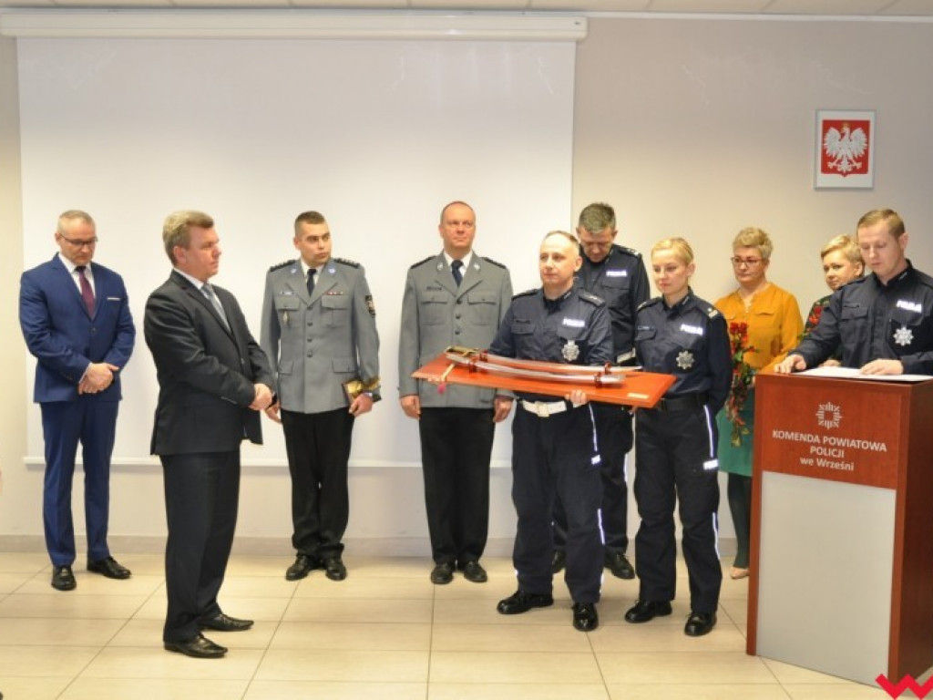 Trzech policjantów z wrzesińskiej komendy przeszło na emeryturę