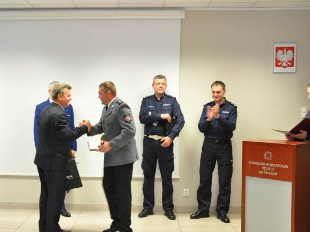 Trzech policjantów z wrzesińskiej komendy przeszło na emeryturę