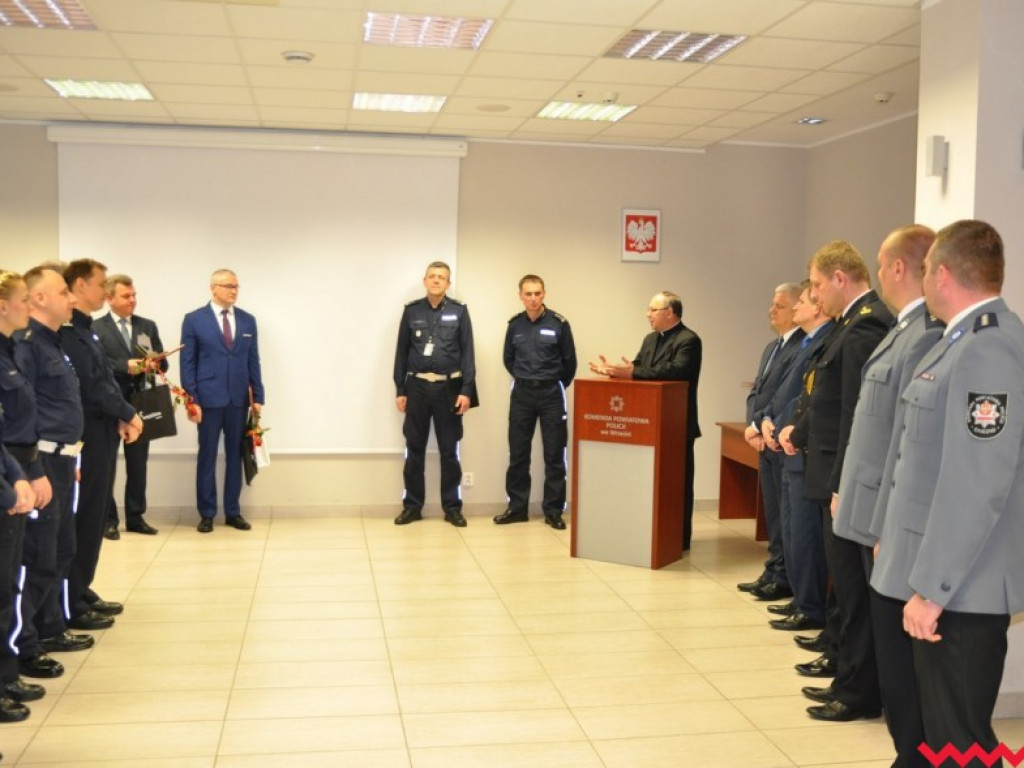 Trzech policjantów z wrzesińskiej komendy przeszło na emeryturę