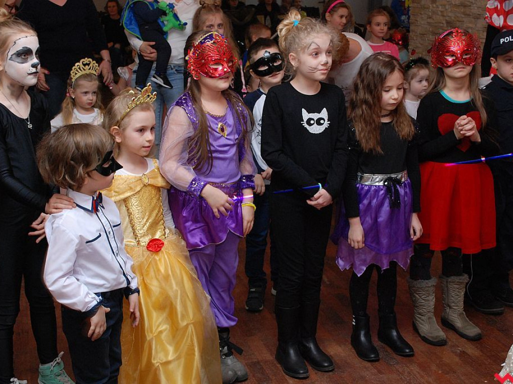 Bal przebierańców na zakończenie karnawału