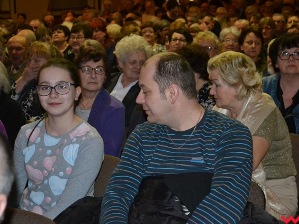 Uczta dla oka, ucha i serca. Ziemia Wrzesińska po raz kolejny pokazała żywioł folkloru