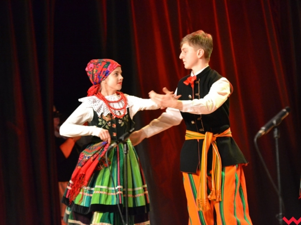 Uczta dla oka, ucha i serca. Ziemia Wrzesińska po raz kolejny pokazała żywioł folkloru