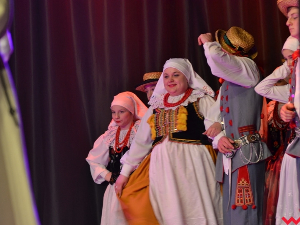 Uczta dla oka, ucha i serca. Ziemia Wrzesińska po raz kolejny pokazała żywioł folkloru