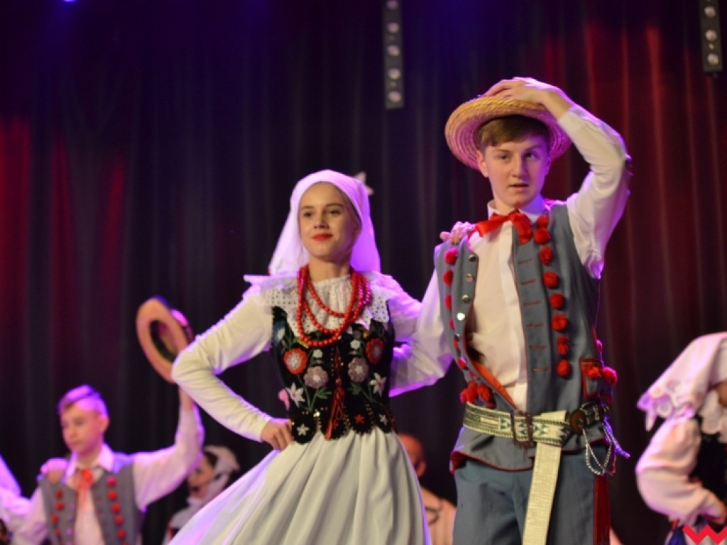 Uczta dla oka, ucha i serca. Ziemia Wrzesińska po raz kolejny pokazała żywioł folkloru