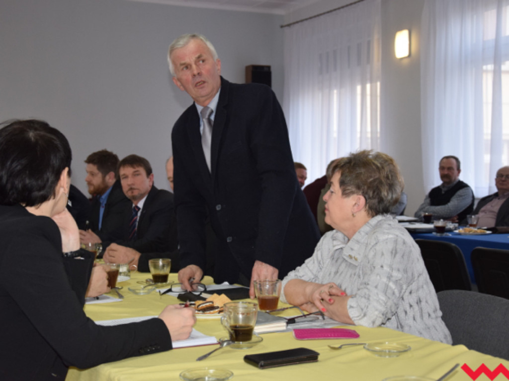 Długie obrady Rady Gminy w Kołaczkowie. Radni wzięli pożyczkę na budowę kanalizacji sanitarnej
