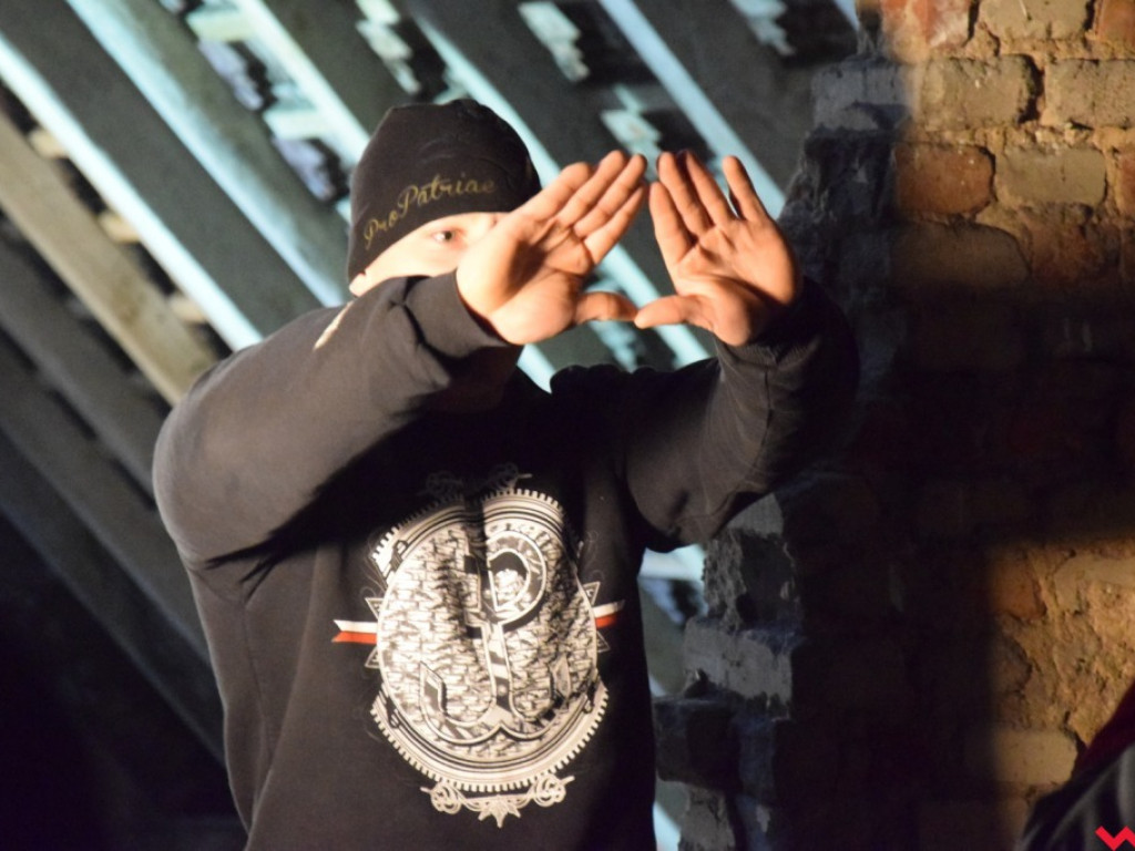 Raperzy o żołnierzach wyklętych. Powstaje wideoklip do piosenki „Wichura” w reżyserii Zbysława Kaczmarka