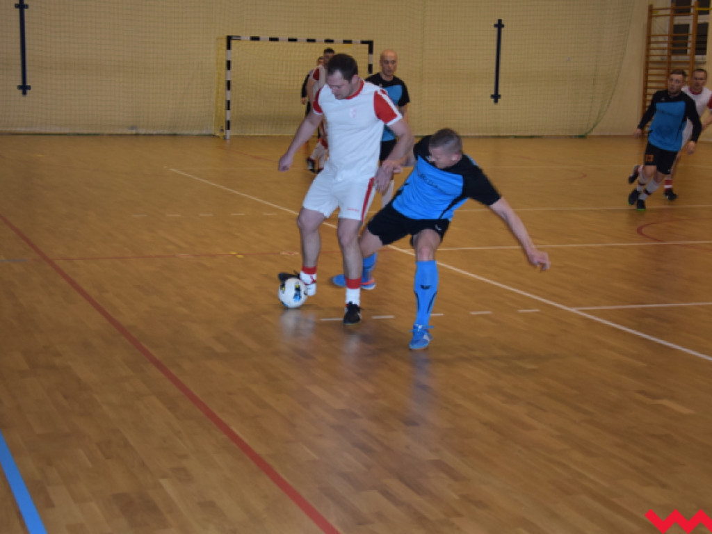 Ostra gra w derbach Kołaczkowa. Wygrywa drużyna TW, ale zainteresowanie kibiców było minimalne