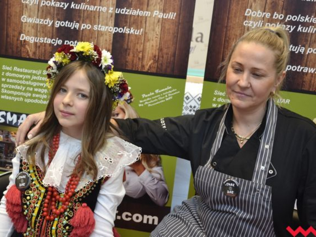 Spotkanie Pauli Tumali z fanami w Galerii Karuzela