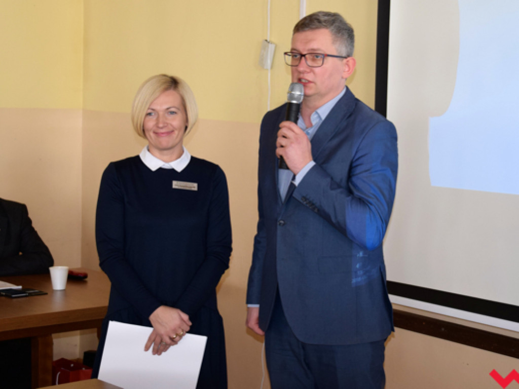 Rolnicy odliczają dni do wybuchu wojny z ASF. Echa forum w Pakszynie