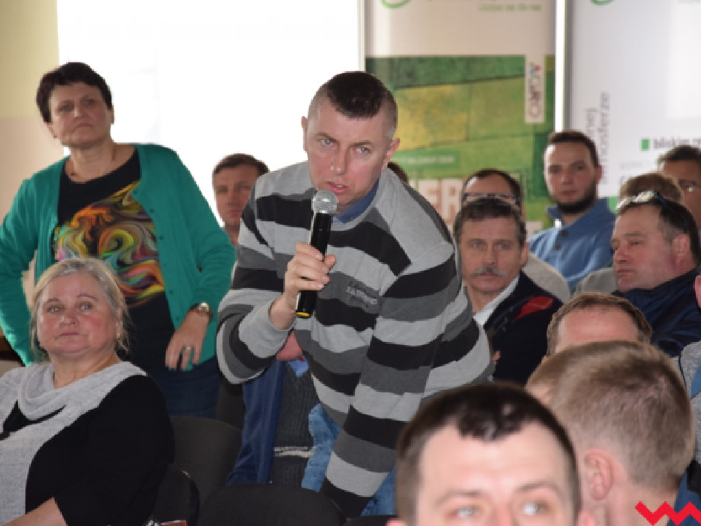Rolnicy odliczają dni do wybuchu wojny z ASF. Echa forum w Pakszynie