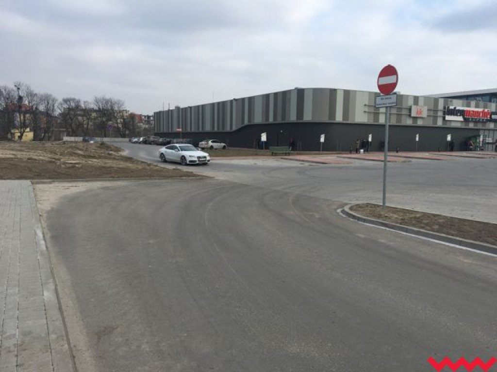 Prześwietlamy inwestycję za 15 mln zł. Kto zyska na centrum przesiadkowym?