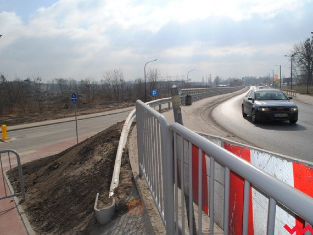 Prześwietlamy inwestycję za 15 mln zł. Kto zyska na centrum przesiadkowym?