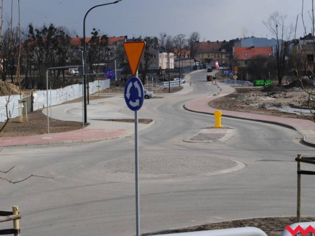 Prześwietlamy inwestycję za 15 mln zł. Kto zyska na centrum przesiadkowym?
