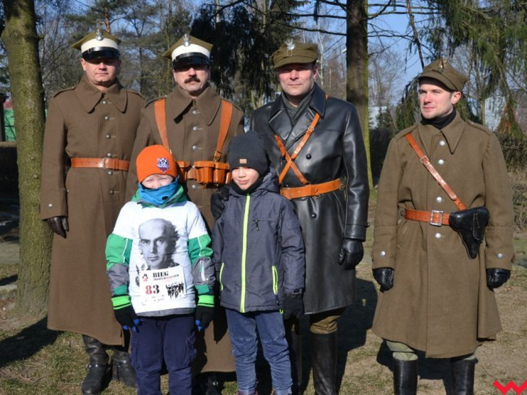 Września ruszyła Tropem Wilczym. Rodzinny bieg z patriotycznym podtekstem