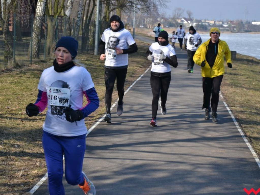Września ruszyła Tropem Wilczym. Rodzinny bieg z patriotycznym podtekstem