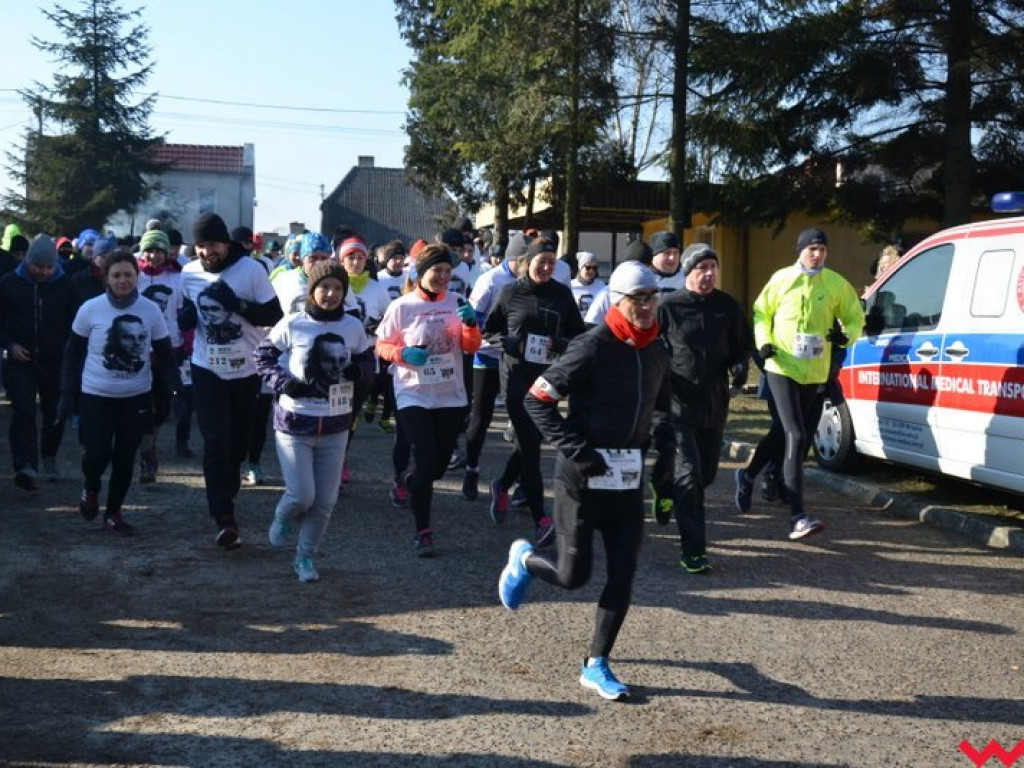 Września ruszyła Tropem Wilczym. Rodzinny bieg z patriotycznym podtekstem