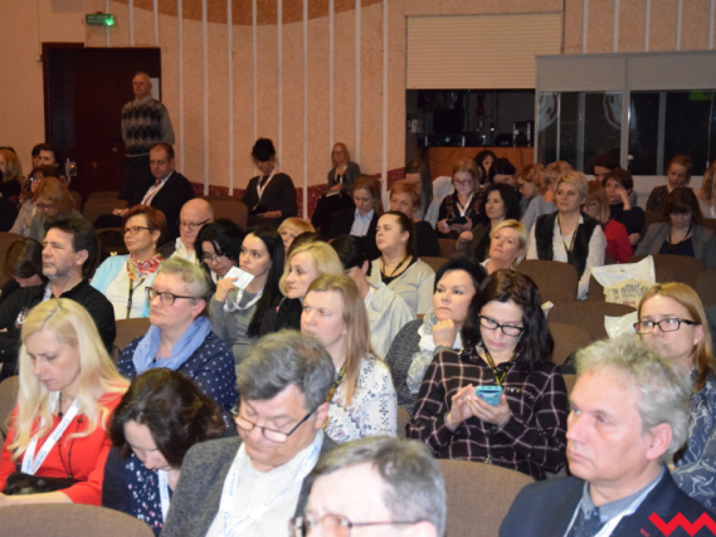 Czy nowe technologie mogą pomóc w edukacji? Konferencja naukowa zorganizowana przez Szkołę Podstawową nr 6