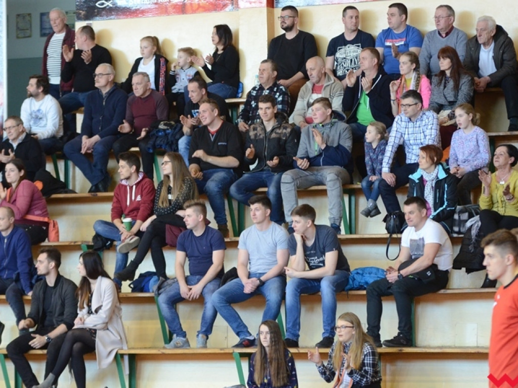 Niedziele pechowe dla pomarańczowych. Krakowianie wyrównali stan rywalizacji
