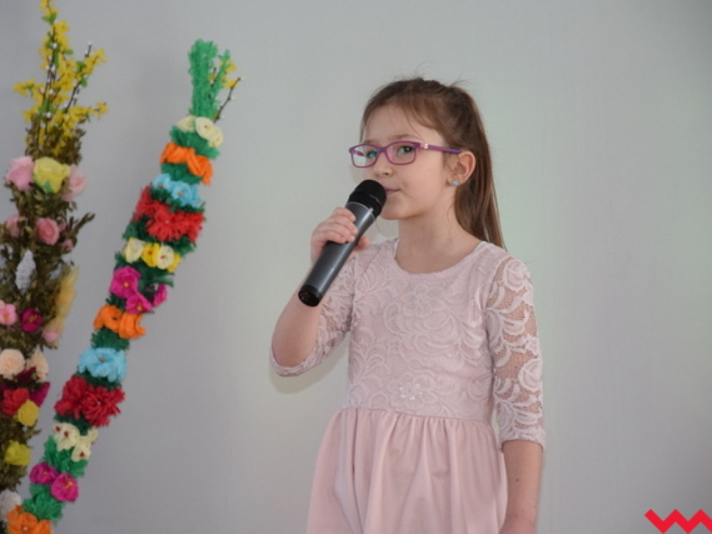 Młodzież pokazała umiejętności wokalne na przedświątecznej „Szansie na sukces”