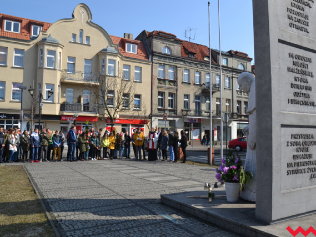 Przez miasto z palmami. Wrzesińska wersja Światowego Dnia Młodzieży