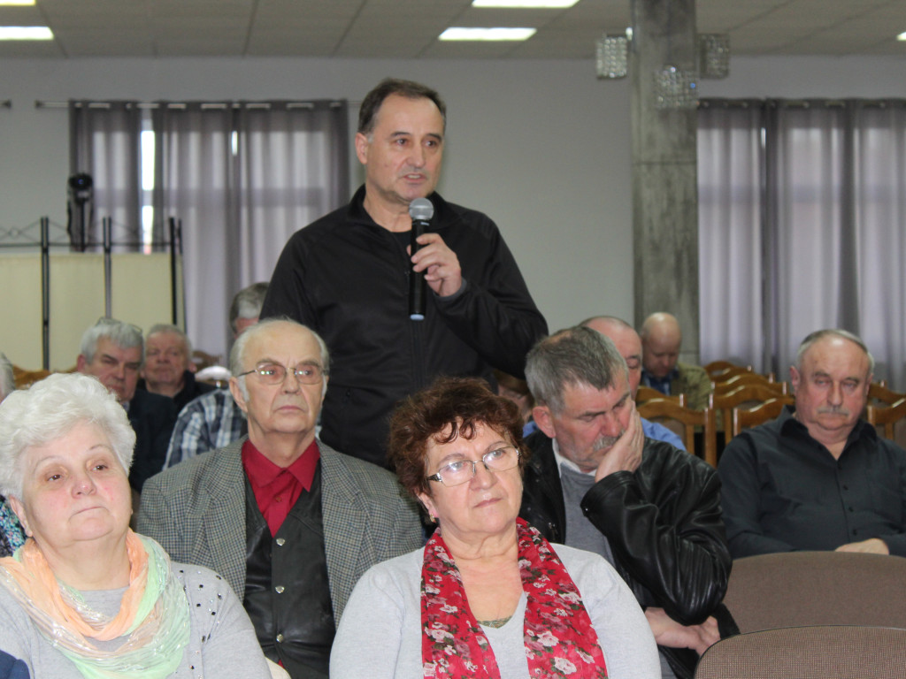 Jest propozycja przenosin biblioteki. Mieszkańcy mają jednak wątpliwości