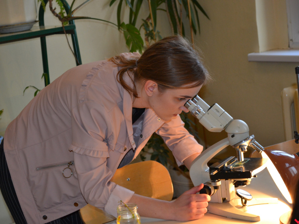 Popołudnie z „Sieniem” – gimnazjaliści zwiedzili szkołę przy Witkowskiej