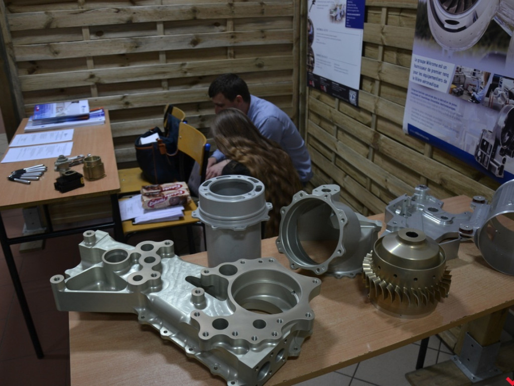 Dziesiąta edycja Targów Pracy w Zespole Szkół Politechnicznych