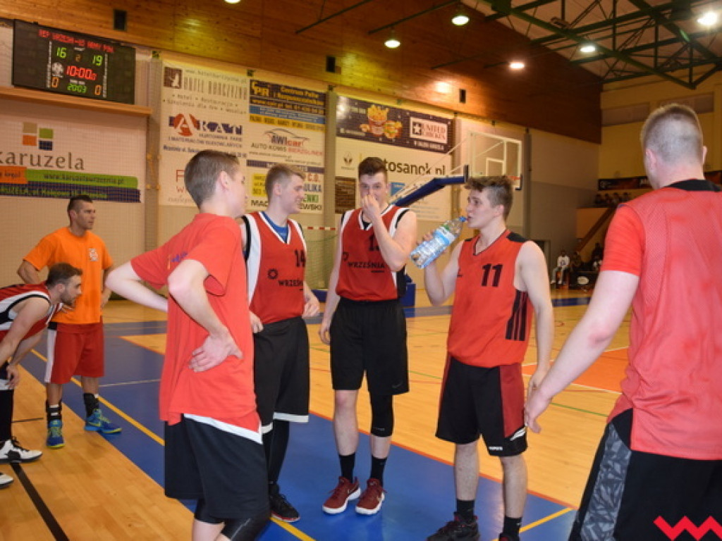 Reprezentacja Wrześni kolejny raz nie dała rady US Army. Pokaz siły Amerykanów w czwartej kwarcie